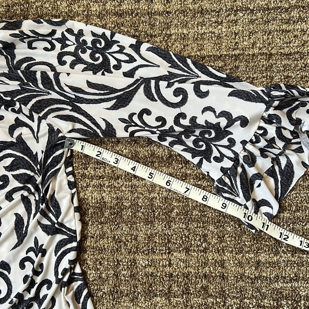 Tunic - Picture 6 of 7